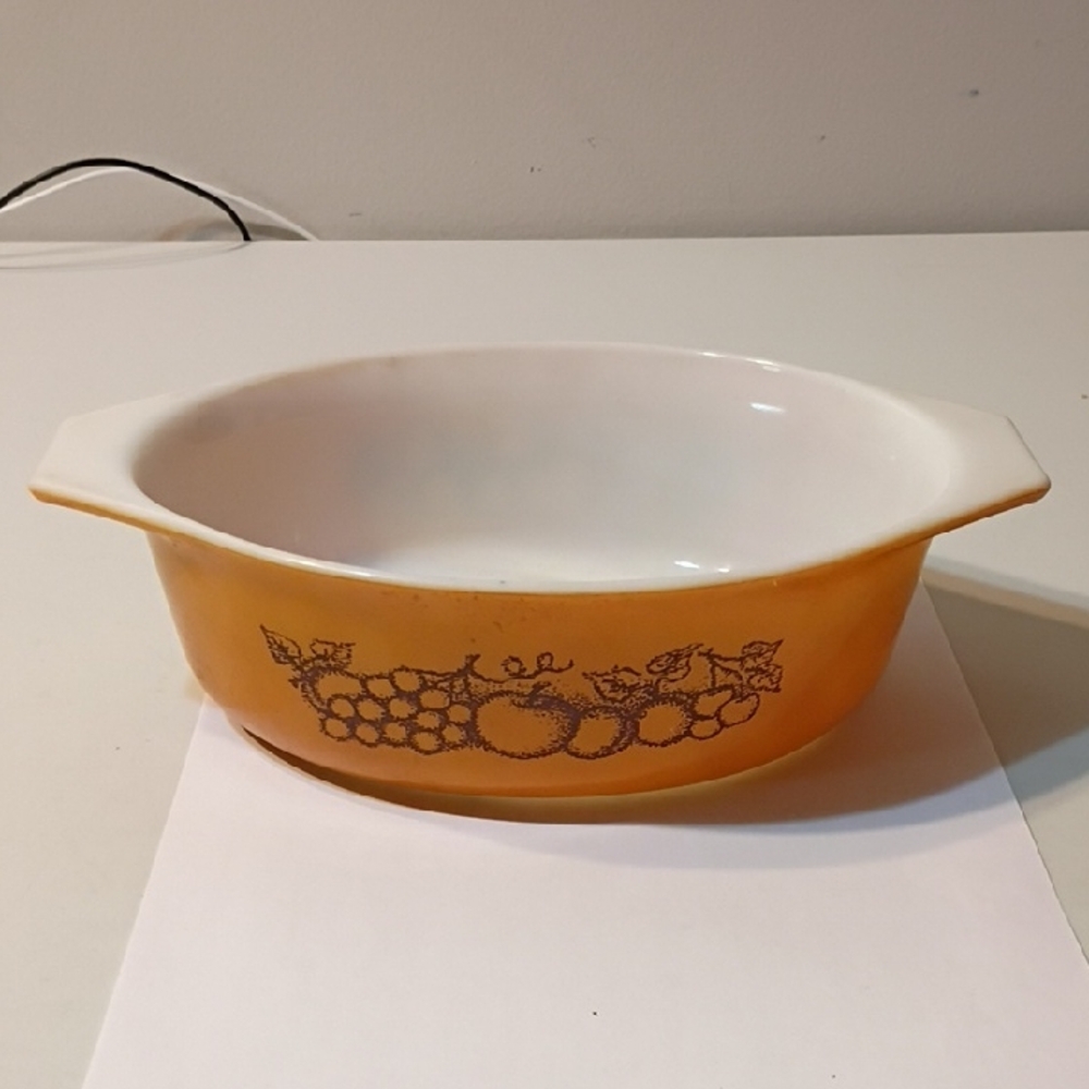 Vintage Pyrex Orange/White Fruit Design Casserole Dish Old Orchard No Cover